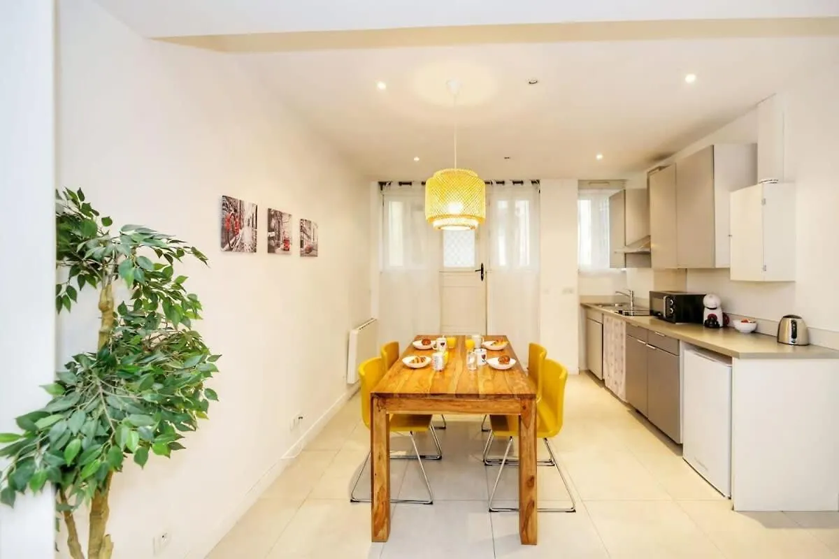 Appartement Moderne Et Elegant A Paris 5 - 4P